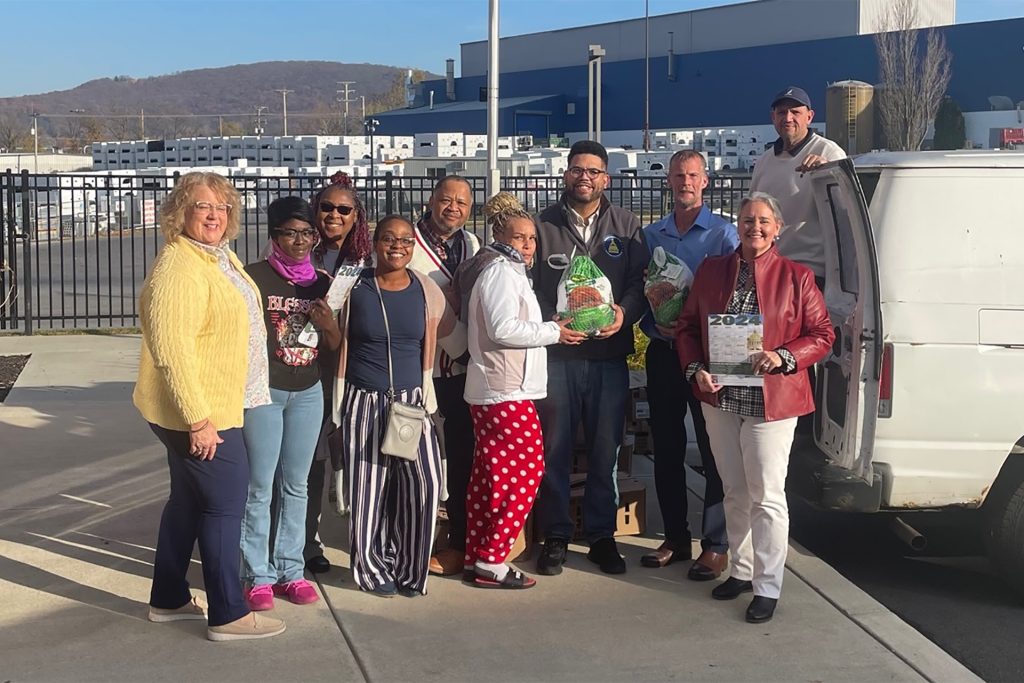 100 turkeys handed out by Representative Manny Guzman with the help of Reading Housing Authority and Oakbrook Resident Council.